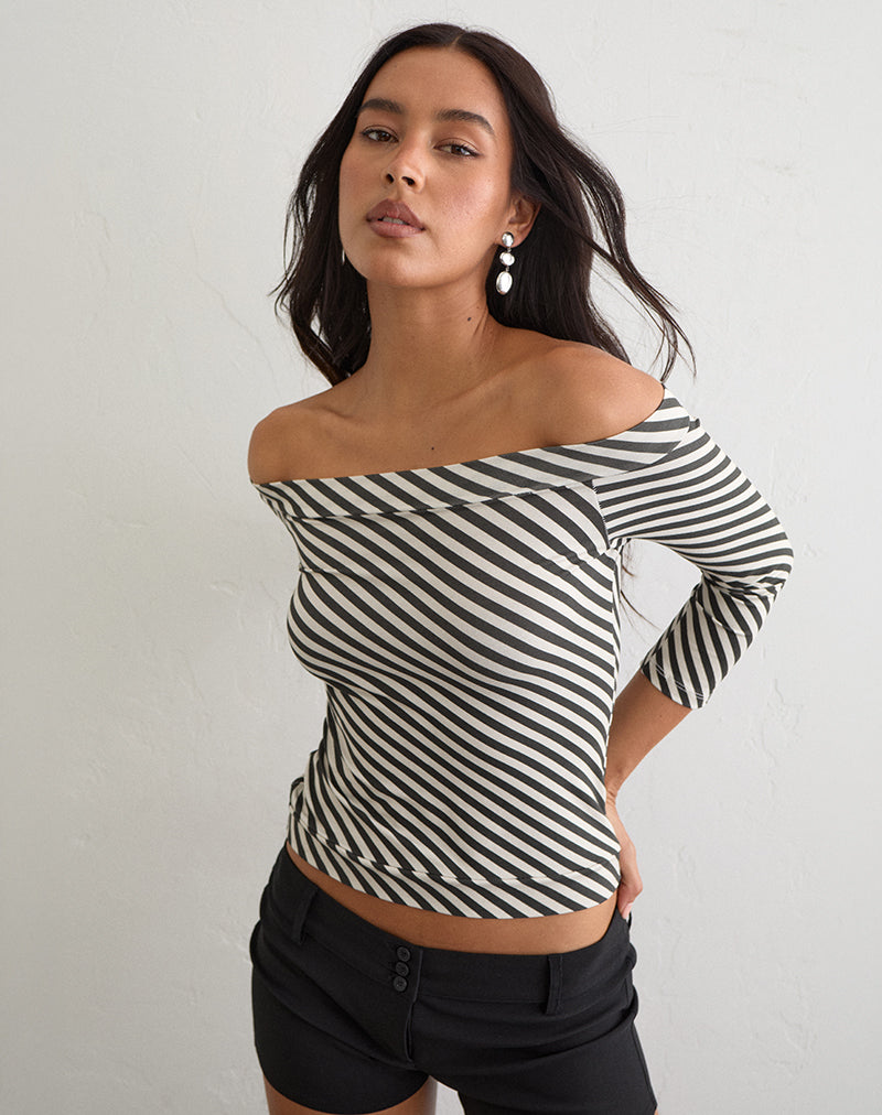 Image of Margata Quarter Sleeve Top in Oblique Stripe Ivory